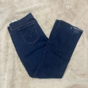 Levi jeans W33 L32 relaxed bootcut